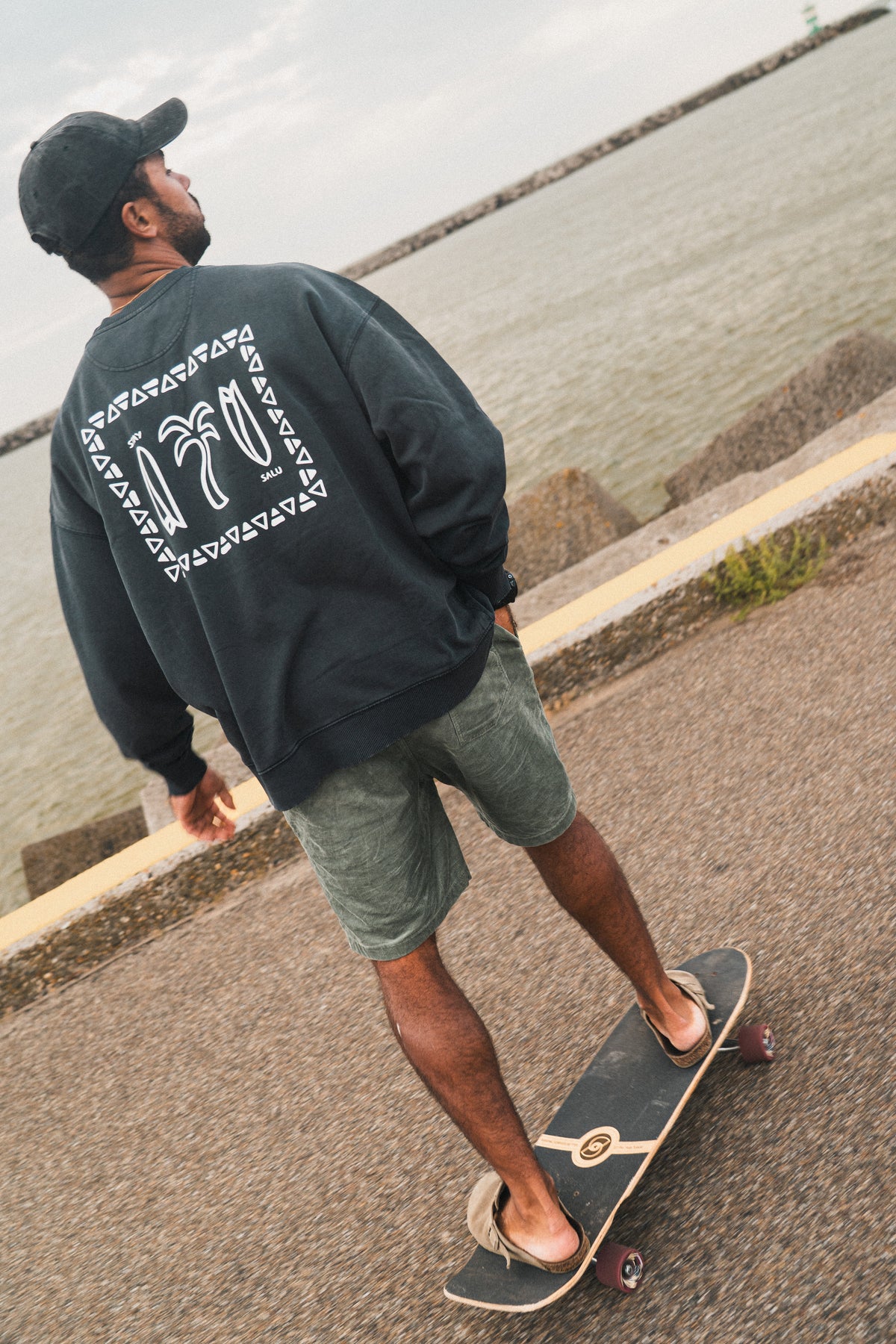 SURF sweater